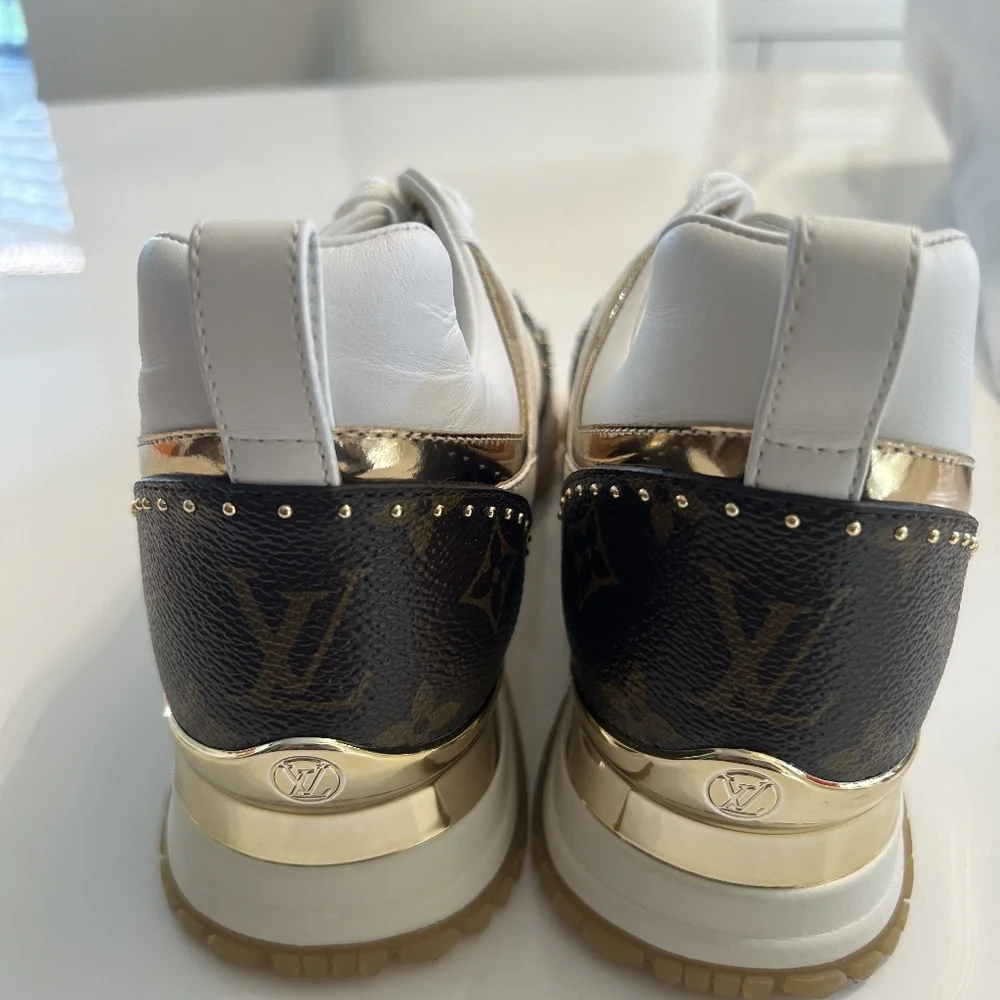 Louis Vuitton women sneakers - Picture 4 of 8